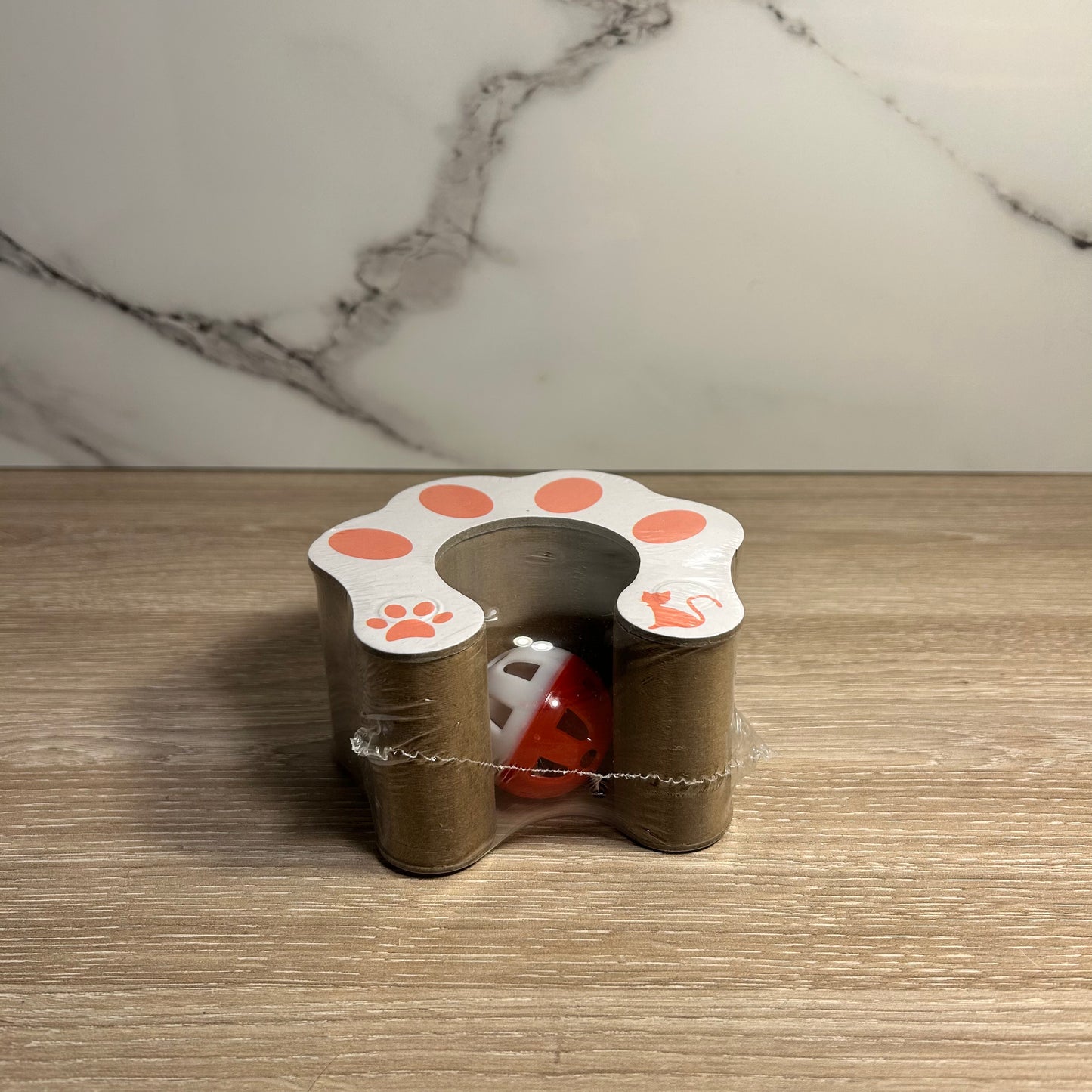 Griffoir Rond et Jouet Interactif